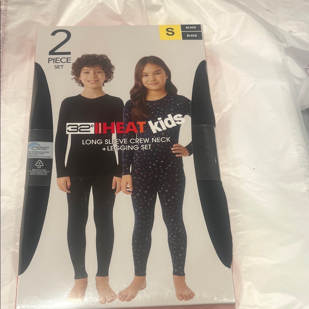 32 Degrees Kids Black  set